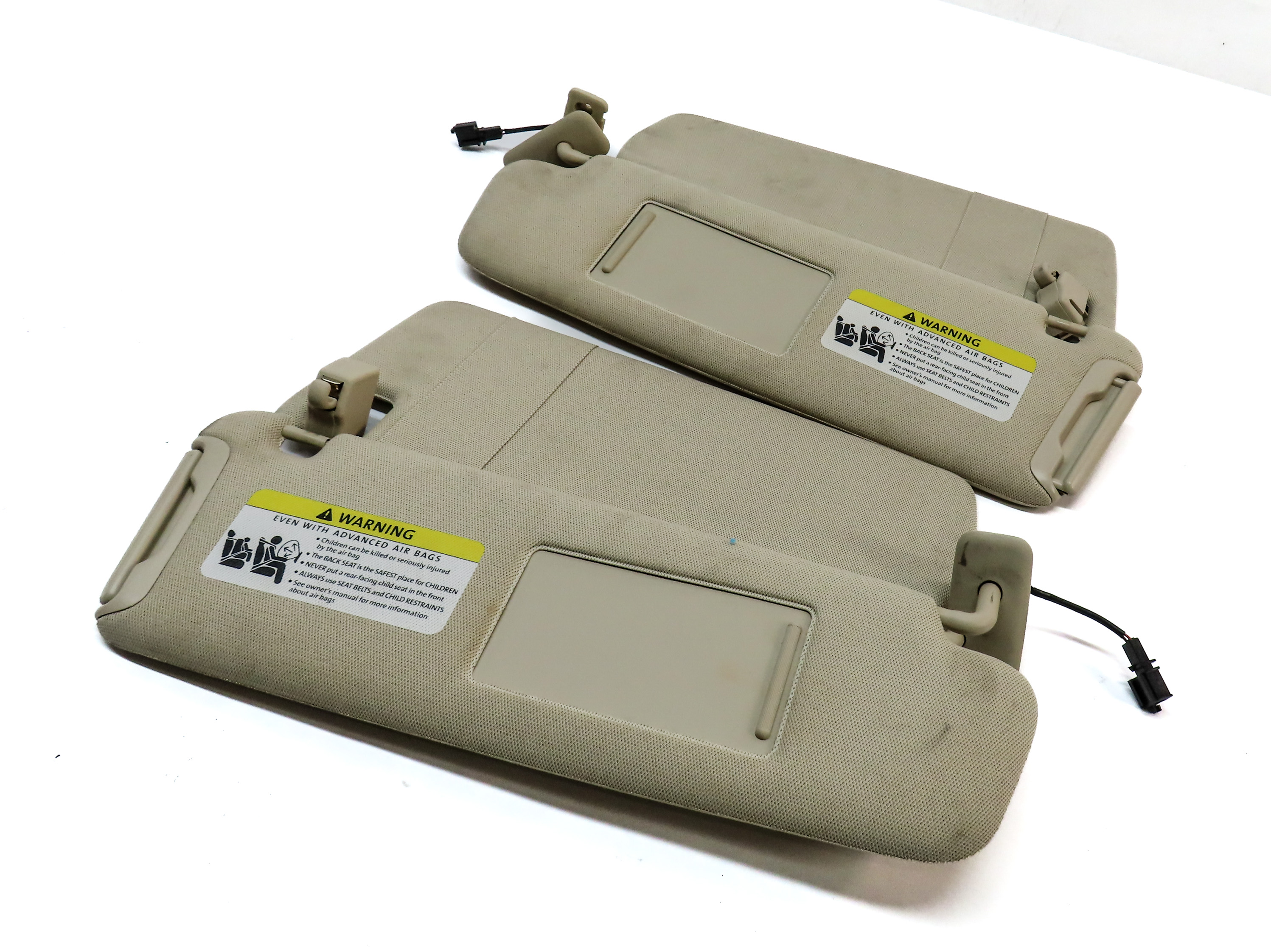 2007-2015 AUDI Q7 (4L) FRONT LEFT & RIGHT SUN VISOR SUNVISOR SHADE SET (Beige) — exact item pictured
